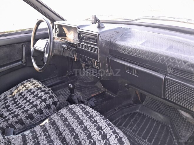 LADA (VAZ) 21099 1993, 235,000 km - 1.5 l - Ucar