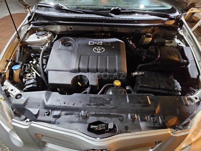 Toyota Corolla 2005, 299,000 km - 1.4 l - Bakı