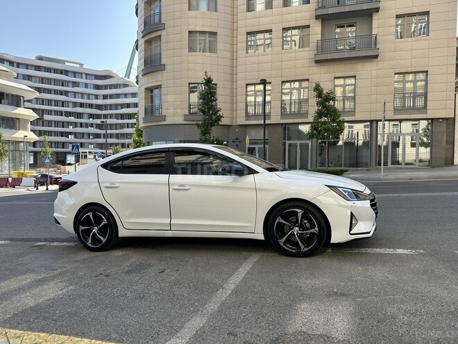 Hyundai Elantra 2019, 95,863 km - 2.0 л - Bakı