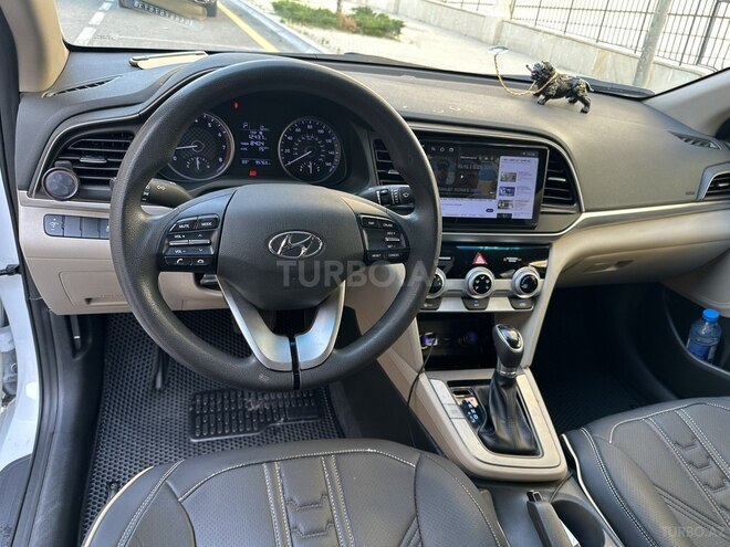 Hyundai Elantra 2019, 95,863 km - 2.0 л - Bakı
