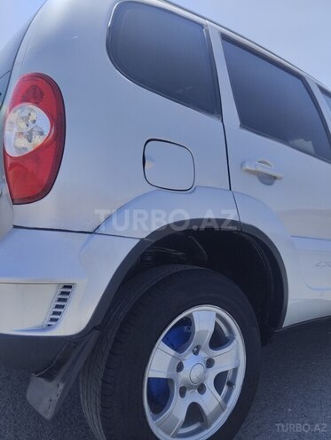 Chevrolet Niva 2010, 2,600,000 km - 1.7 л - Şəmkir