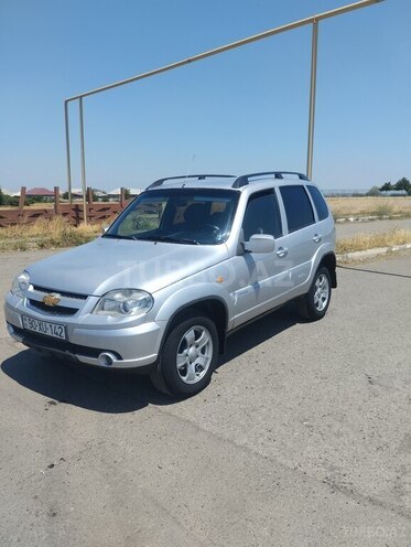 Chevrolet Niva 2010, 2,600,000 km - 1.7 л - Şəmkir