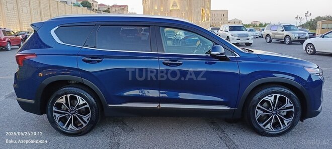 Hyundai Santa Fe-5