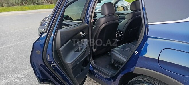 Hyundai Santa Fe-9