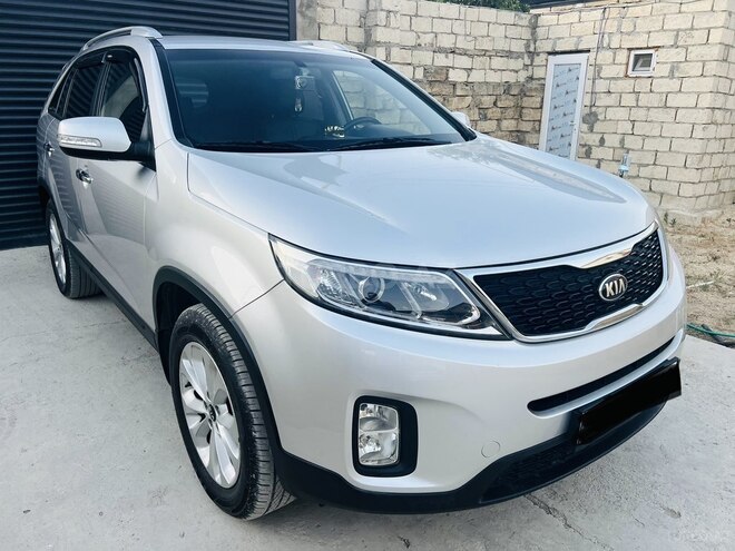 Kia Sorento-4