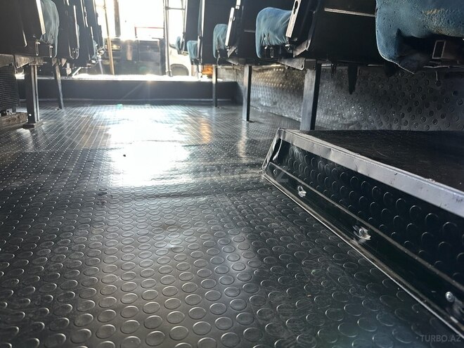 Isuzu Ecobus 1997, 50,000 km - 4.3 l - Zaqatala