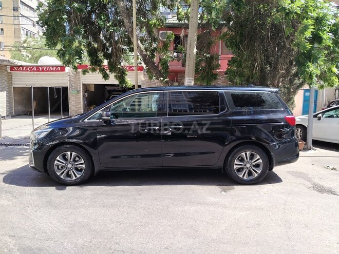 Kia Carnival 2018, 385,000 km - 2.2 l - Bakı