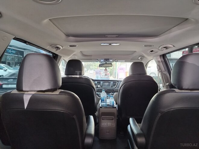 Kia Carnival 2018, 385,000 km - 2.2 l - Bakı