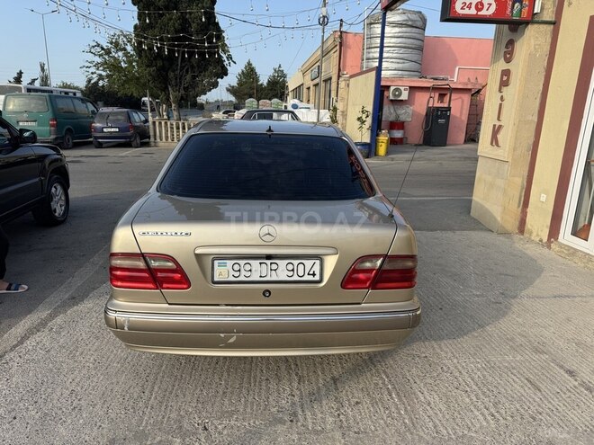 Mercedes E 200 1999, 40,000 km - 2.0 l - Bakı