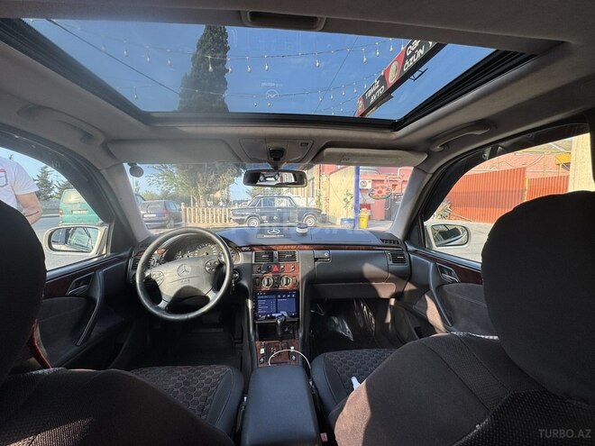 Mercedes E 200 1999, 40,000 km - 2.0 l - Bakı