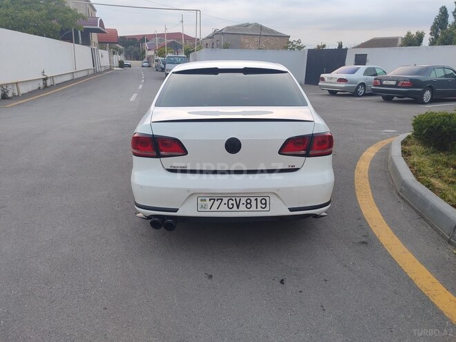 Volkswagen Passat 2012, 305,000 km - 1.8 l - Bakı