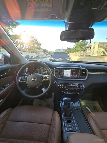 Kia Sorento-10