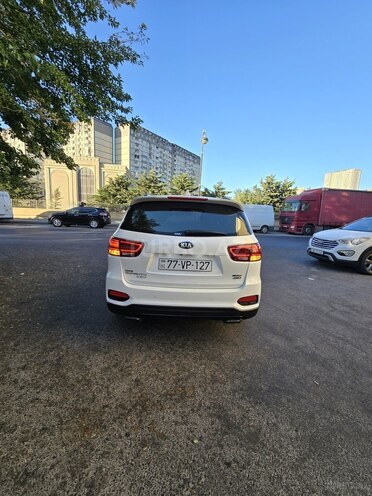 Kia Sorento-9