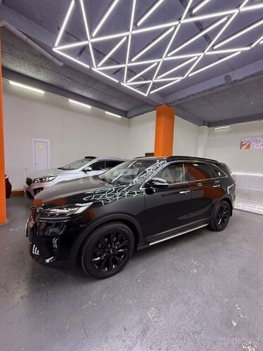 Kia Sorento-8
