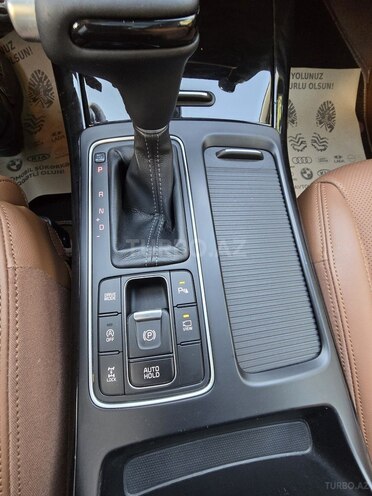 Kia Sorento-16