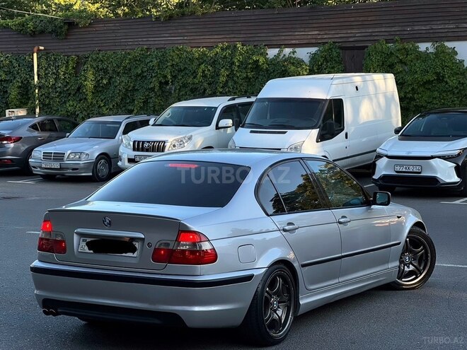 BMW 320-9