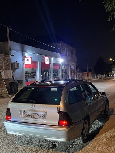Mercedes C 220 d 2000, 568,000 km - 2.2 l - Bakı
