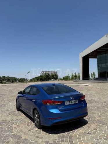 Hyundai Elantra 2018, 70,400 km - 1.4 л - Şəmkir