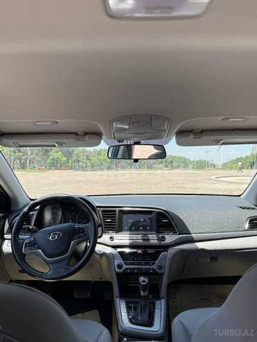 Hyundai Elantra 2018, 70,400 km - 1.4 л - Şəmkir