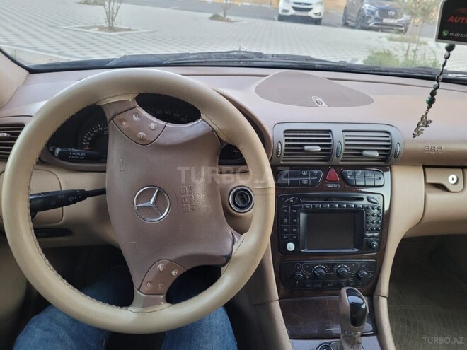 Mercedes C 240 2002, 310,000 km - 2.6 l - Bakı