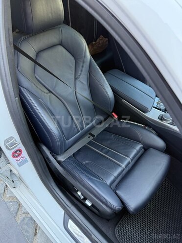 BMW 530-17