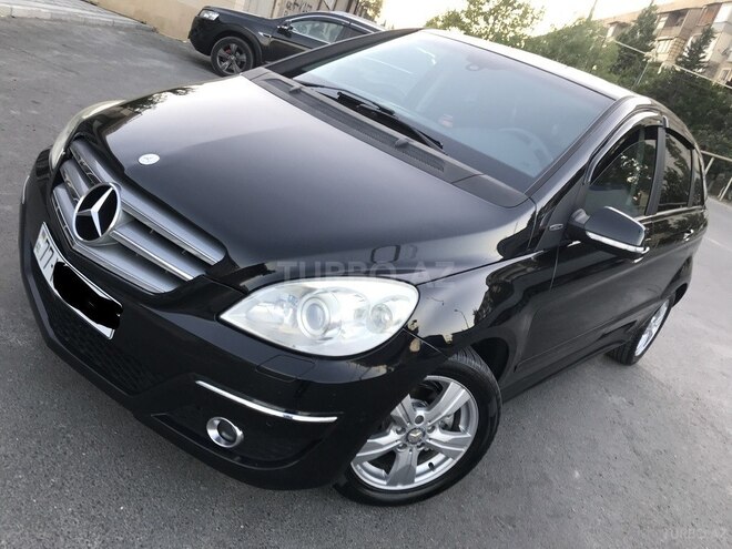 Mercedes B 180 2010, 167,000 km - 1.7 l - Sumqayıt