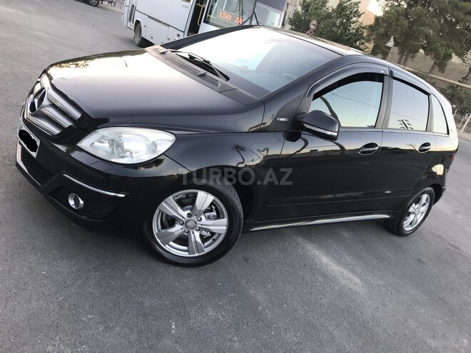 Mercedes B 180 2010, 167,000 km - 1.7 l - Sumqayıt