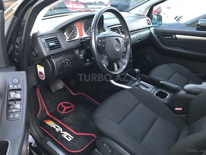 Mercedes B 180 2010, 167,000 km - 1.7 l - Sumqayıt