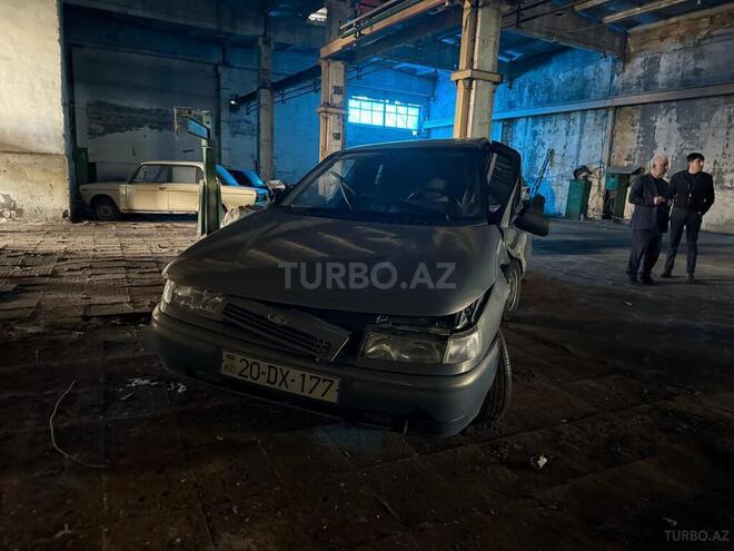 LADA (VAZ) 2112 2002, 300,000 km - 1.5 l - Yevlax