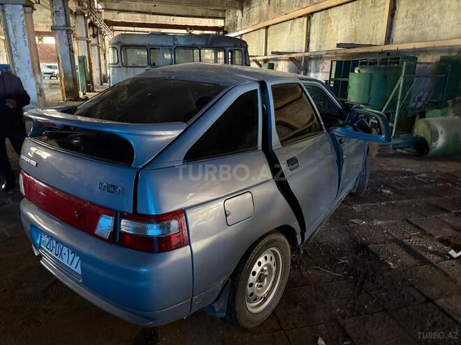 LADA (VAZ) 2112 2002, 300,000 km - 1.5 l - Yevlax