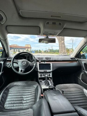 Volkswagen Passat 2012, 234,000 km - 2.5 l - Bakı