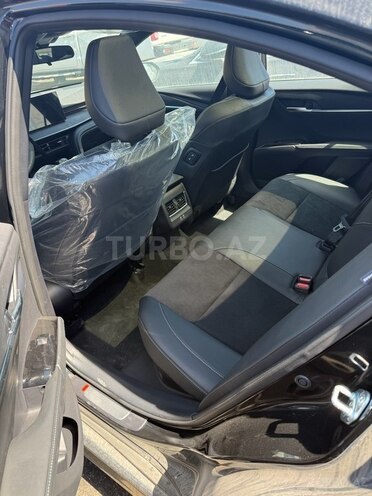 Toyota Camry-8