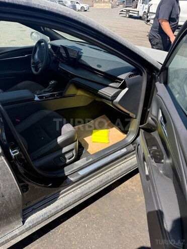 Toyota Camry-11