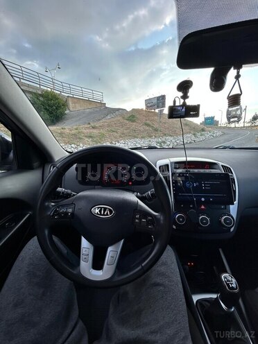 Kia Ceed 2010, 358,000 km - 1.6 л - Bakı