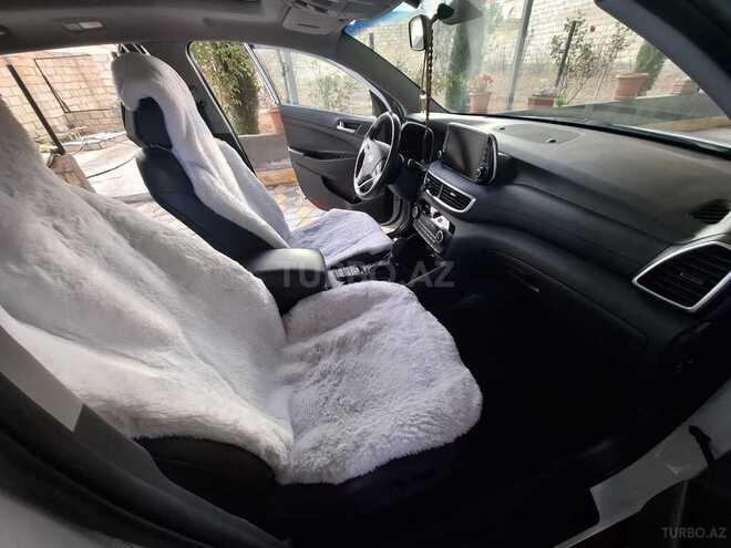 Hyundai Tucson-13