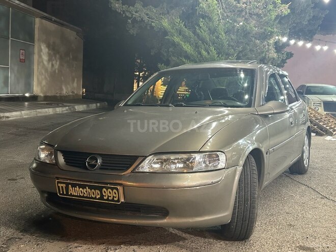 Opel Vectra 1996, 325,000 km - 1.6 l - Bakı