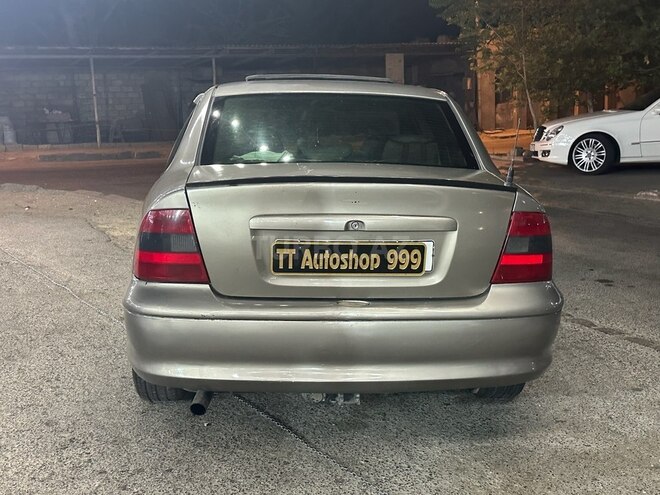 Opel Vectra 1996, 325,000 km - 1.6 l - Bakı
