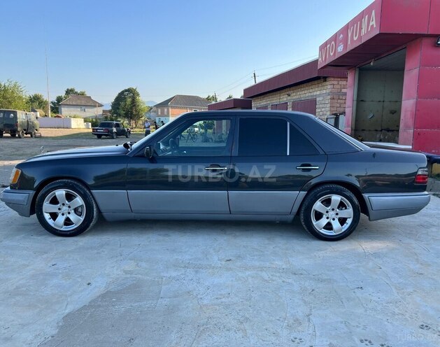 Mercedes E 230 1990, 409,798 km - 2.3 l - Lənkəran