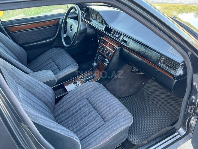 Mercedes E 230 1990, 409,798 km - 2.3 l - Lənkəran
