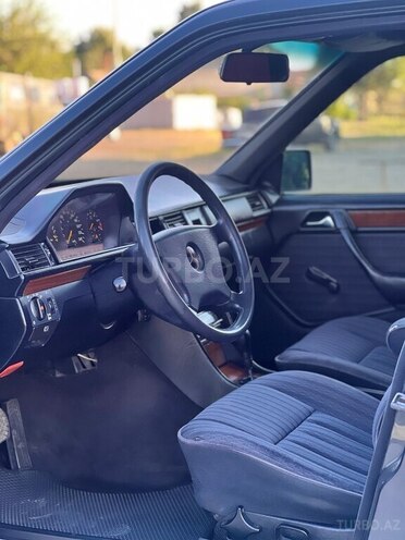 Mercedes E 230 1990, 409,798 km - 2.3 l - Lənkəran