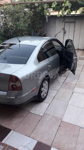 Volkswagen Passat 2004, 24,900 km - 1.8 l - Bakı