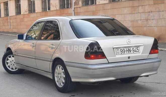 Mercedes C 220 d 2000, 356,982 km - 2.2 л - Gəncə