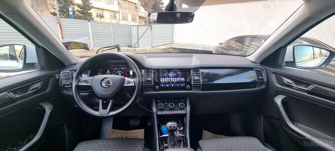 Skoda Kodiaq 2019, 103,000 km - 2.0 л - Bakı