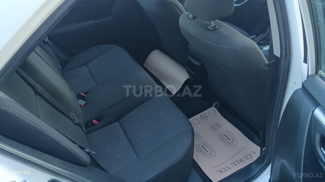 Toyota Corolla 2015, 191,000 km - 1.6 l - Bakı