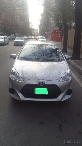 Toyota Aqua 2016, 180,000 km - 1.5 l - Bakı