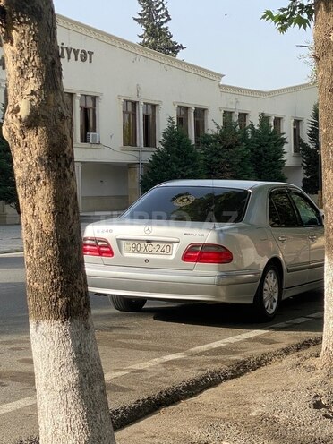 Mercedes E 280 1999, 221,159 km - 2.8 l - Bakı