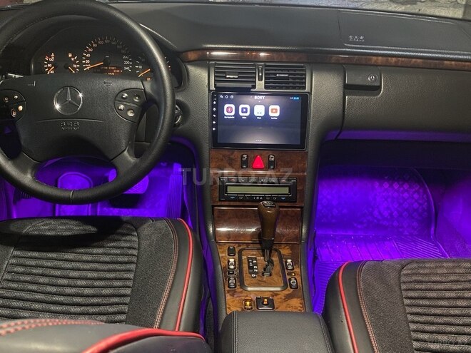 Mercedes E 280 1999, 221,159 km - 2.8 l - Bakı