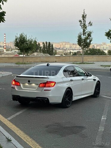 BMW 528-7