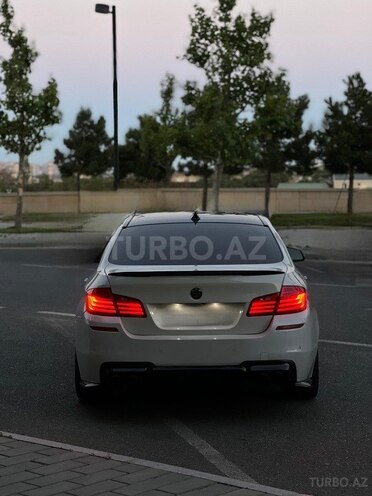 BMW 528-2