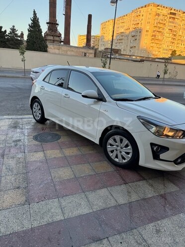 Kia Rio 2023, 358,000 km - 1.4 l - Bakı